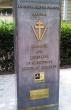 Pose des élément pour la stèle commémorative à Soissons : Hommage aux résistants 
